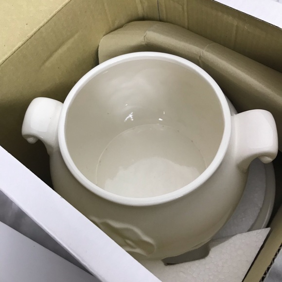 New Table Topics Vintage Ceramic 3 Qt tureen - Picture 2 of 3